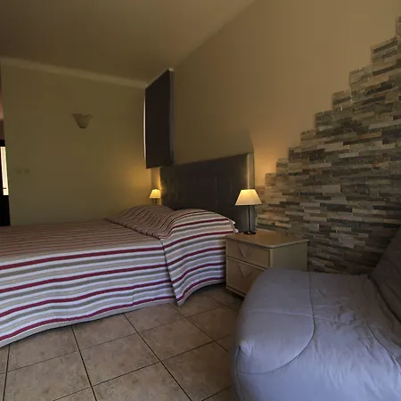 Bella Vista Hotel 3*