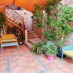 Bella Vista Hotel 3*