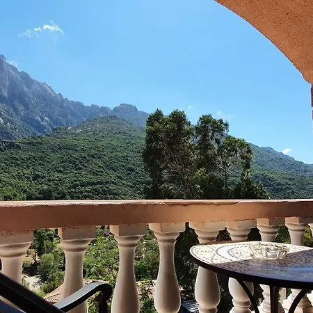 Bella Vista 3* Porto (Corsica)