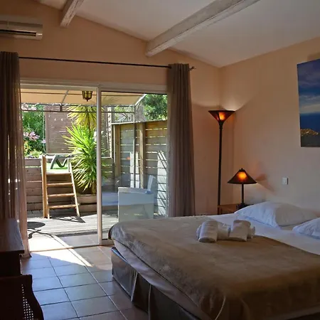 Bella Vista 3* Porto (Corsica)