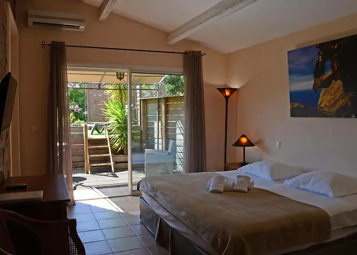 Bella Vista 3* Porto (Corsica)