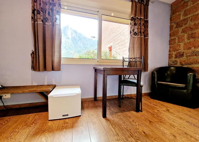 Bella Vista Hotel 3*