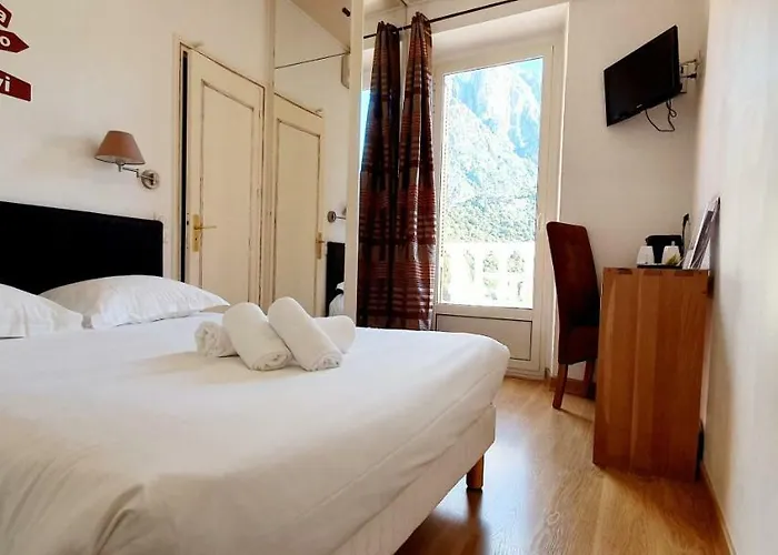 Bella Vista Hotel 3*