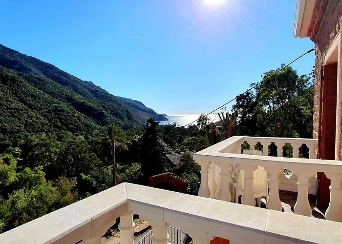 Bella Vista Hotel