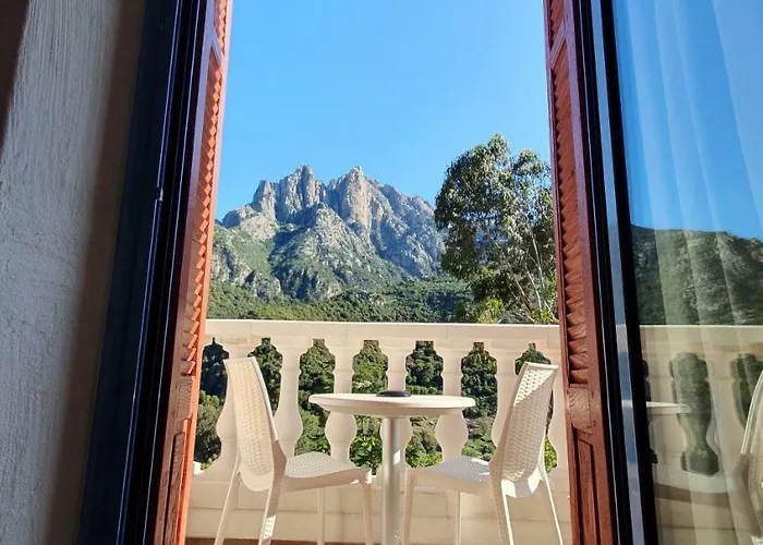 Bella Vista 3* Porto (Corsica)